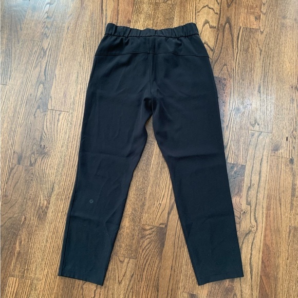 Lululemon On The Fly Pant Size 6 - Picture 9 of 10